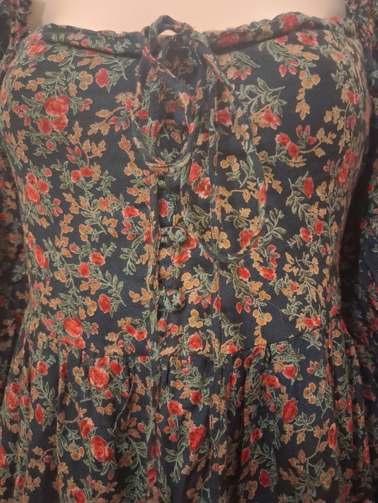 Francesca's Collections Angie Dark Green Floral Long-Sleeve Square Neck Dress - Picture 2 of 2